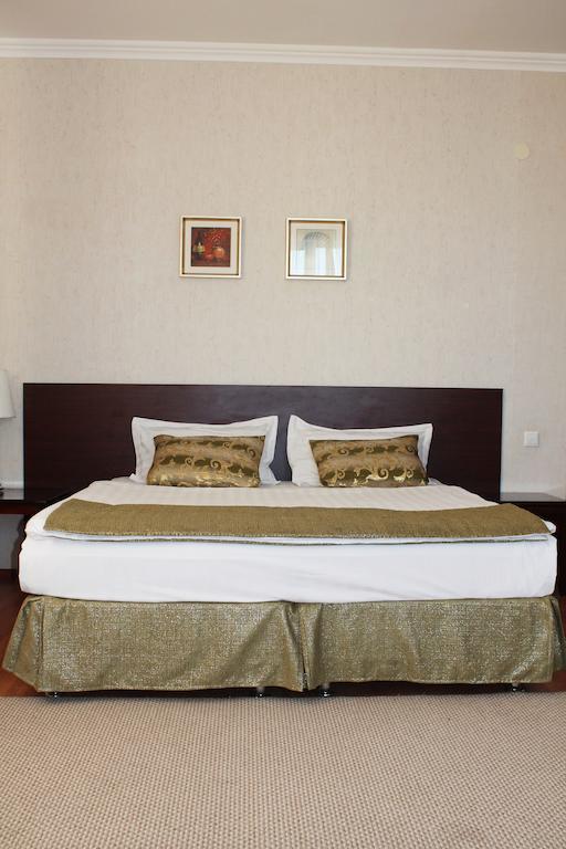 San Marino Hotel Astana Habitación foto